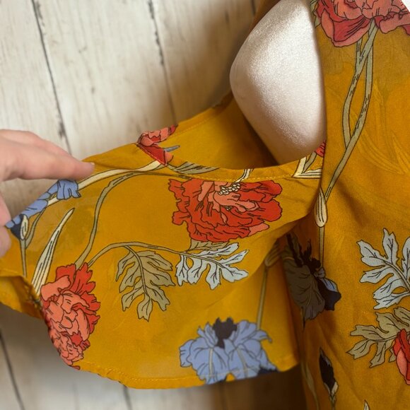 Japna: Size Small: Cold Shoulder Floral Romper - Picture 4 of 8